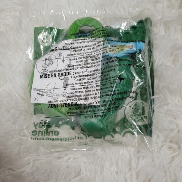 2013 McDonalds Ice Age and Rio Epic Queen Tara Flyer New in Package 3 - Picture 2 of 2